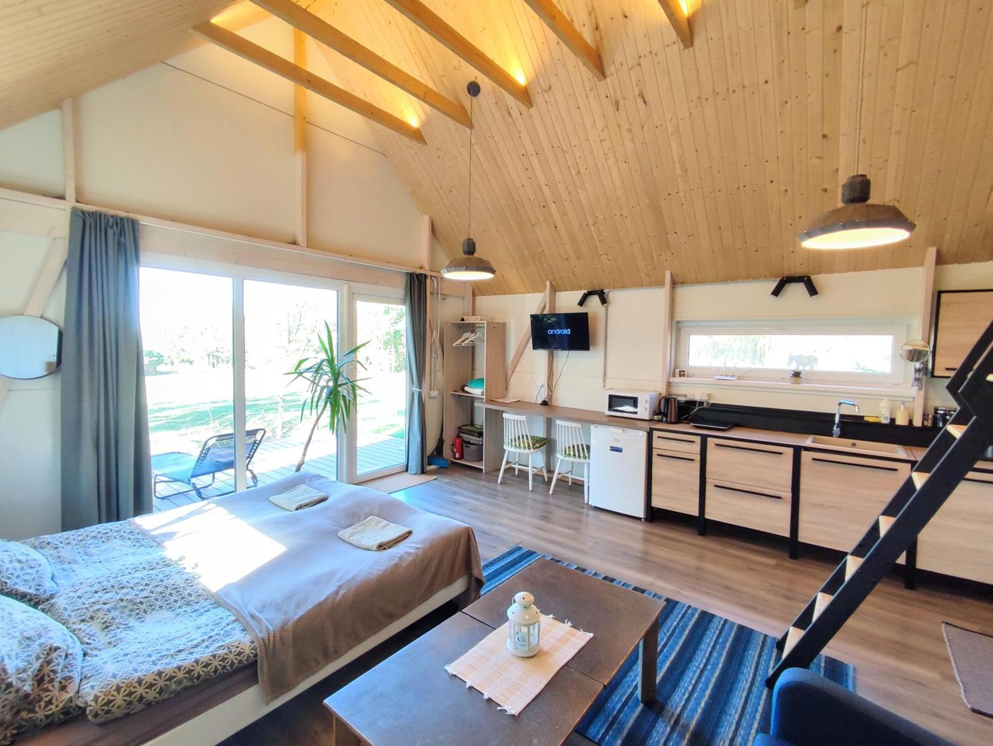 Modern Sauna Cabin In Horse Ranch Liyeplauke Εξωτερικό φωτογραφία